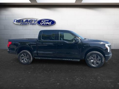 Used 2022 Ford F150 Lightning Lariat AWD/4WD image 8