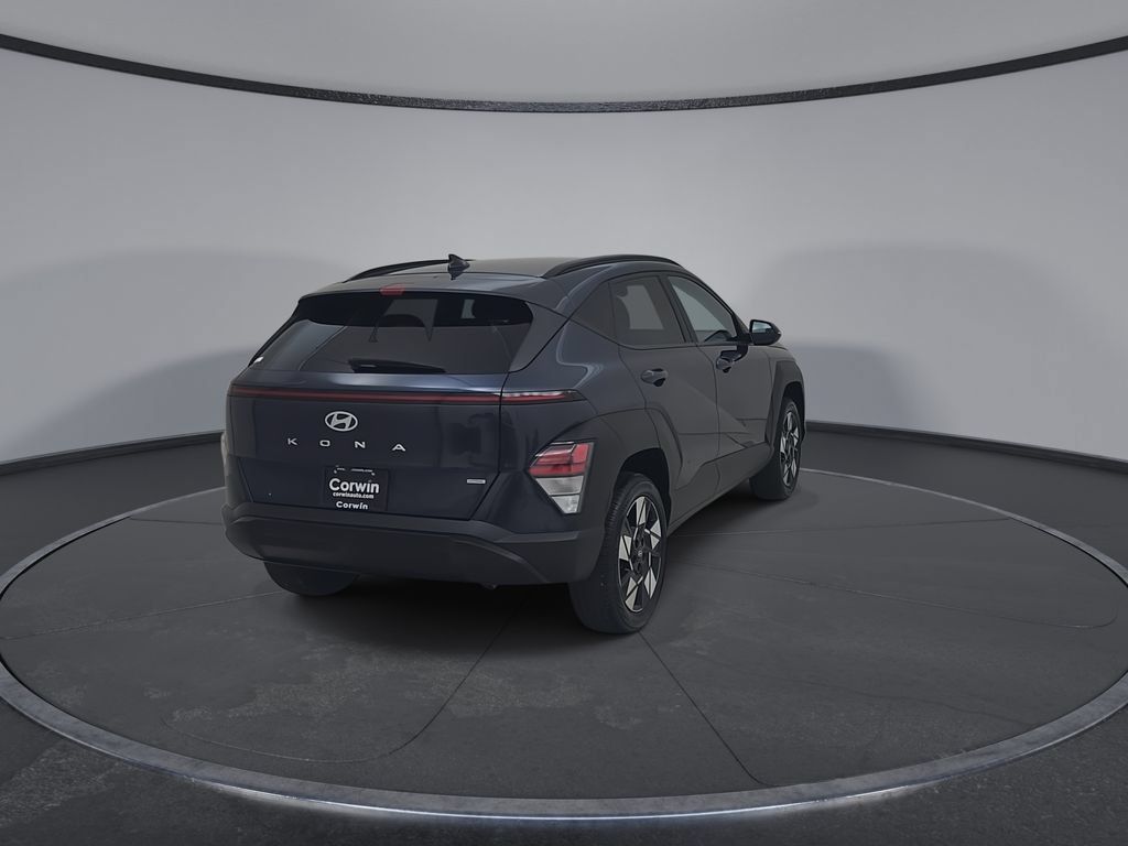 Used 2025 Hyundai Kona SEL AWD/4WD image 15