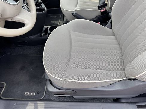 Used 2013 FIAT 500 Lounge image 17