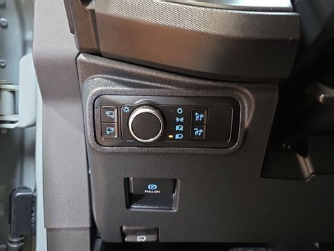 Used 2021 Ford Bronco First Edition AWD/4WD image 32