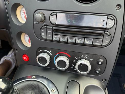 Used 2004 Dodge Viper SRT-10 image 26