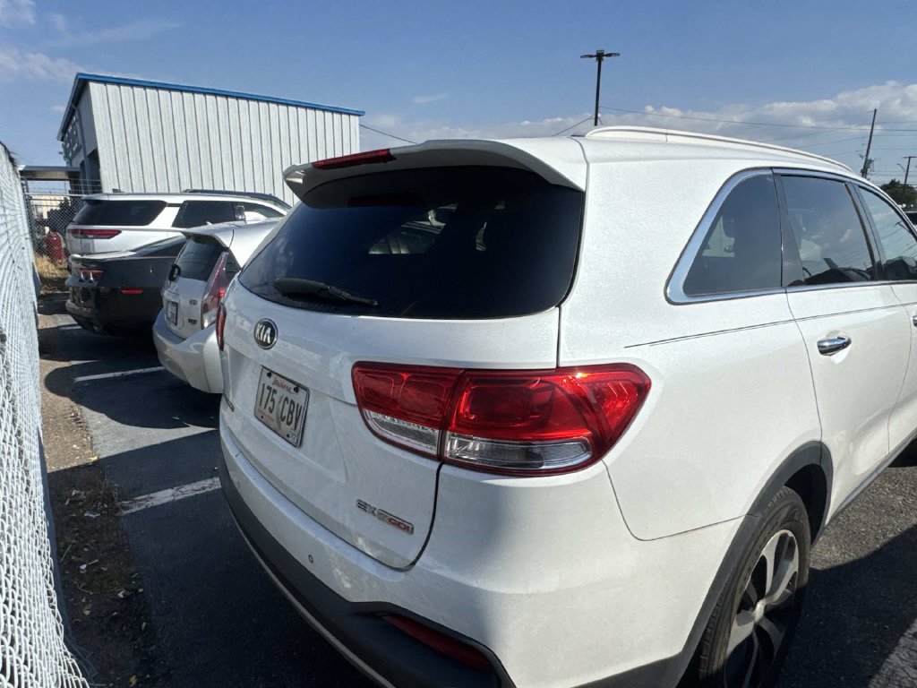 Used 2017 Kia Sorento EX w/ EX Premium Package FWD image 15