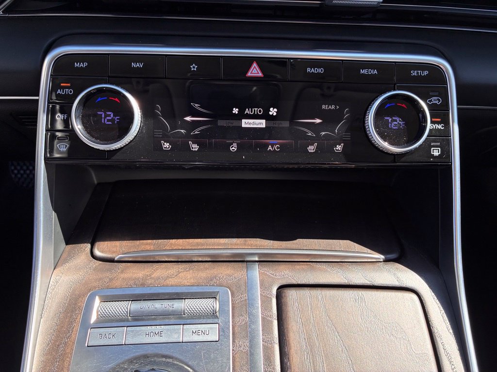 Used 2024 Genesis GV80 3.5T w/ Prestige Package AWD/4WD image 40