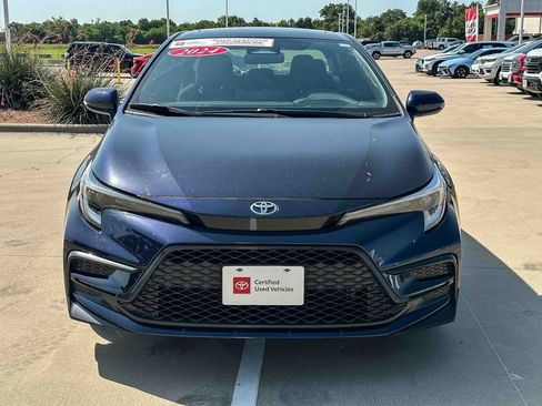 Used 2024 Toyota Corolla SE w/ SE Premium Package FWD image 8