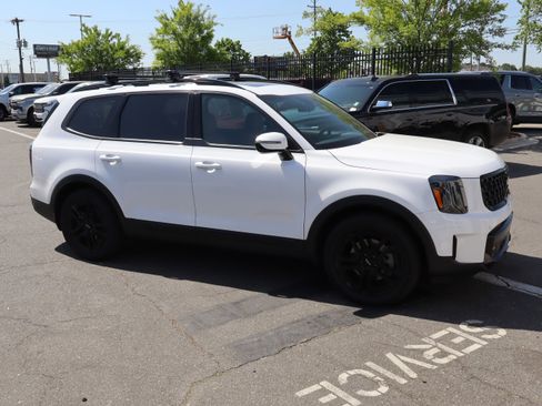 Used 2024 Kia Telluride SX Prestige X-Line AWD/4WD image 11