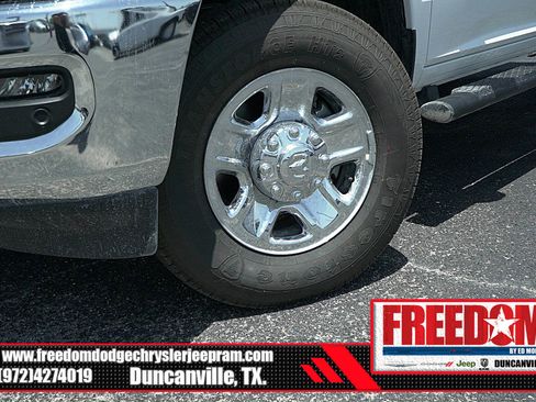 New 2025 RAM 2500 Tradesman image 39