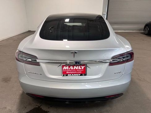 Used 2018 Tesla Model S 100D image 4