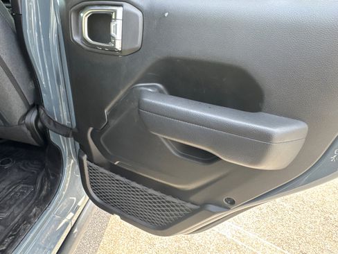 Used 2025 Jeep Wrangler Unlimited Sport S 4xe AWD/4WD image 18