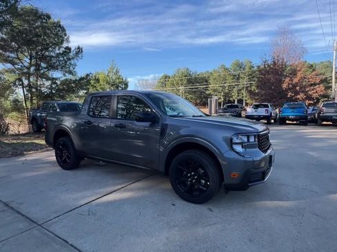 New 2025 Ford Maverick XLT w/ XLT Luxury Package image 8
