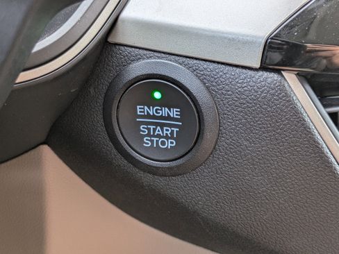 Used 2021 Ford Escape SE w/ Convenience Package image 26