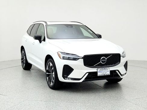 New 2026 Volvo XC60 B5 Plus w/ Climate Package image 2