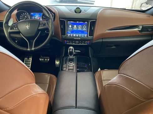 Used 2018 Maserati Levante S GranSport AWD/4WD image 14