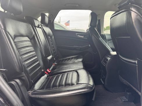 Used 2020 Ford Edge SEL image 8
