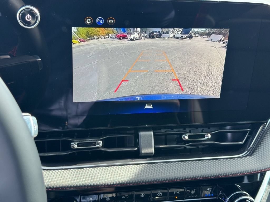 New 2026 Chevrolet Equinox RS w/ Convenience Package III AWD/4WD image 18