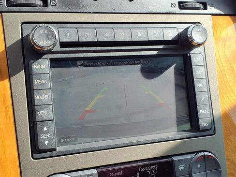 Used 2012 Lincoln Navigator L 4WD image 25