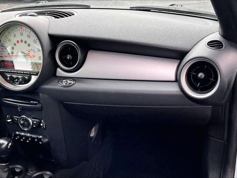 Used 2011 MINI Cooper Convertible FWD image 17