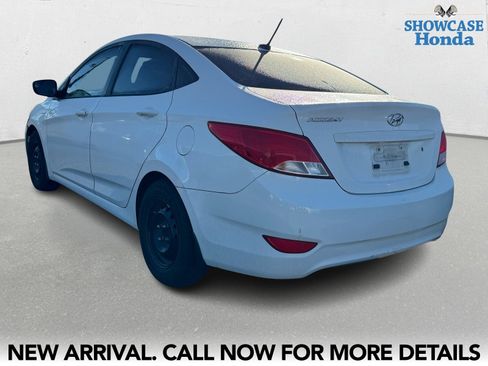 Used 2016 Hyundai Accent SE w/ Option Group 02 image 4