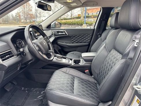 Used 2022 Mitsubishi Outlander SEL image 16