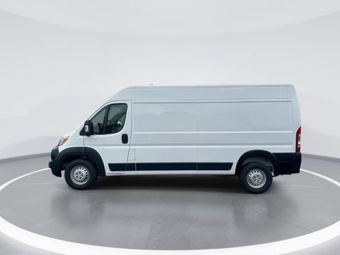 Used 2025 RAM ProMaster 2500 w/ Convenience Group FWD image 6