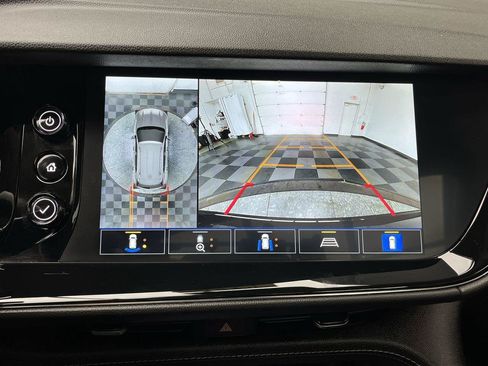 Certified 2023 Buick Envision Avenir AWD/4WD image 5