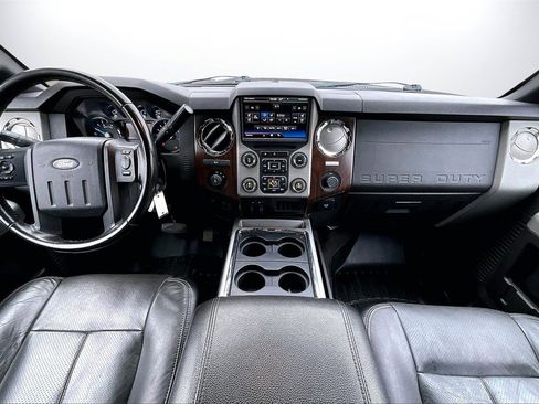 Used 2015 Ford F250 Lariat w/ Chrome Package image 13