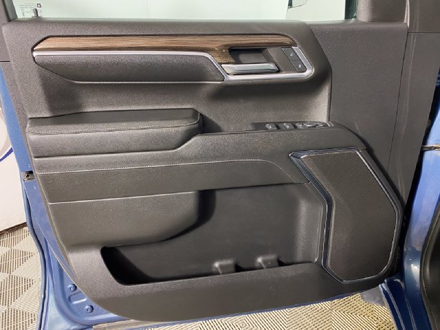 Used 2024 Chevrolet Silverado 1500 LT AWD/4WD image 11
