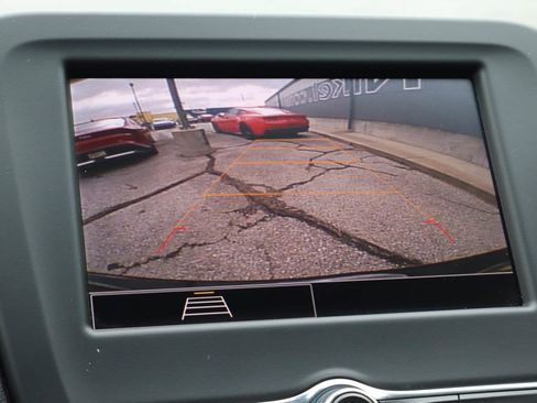 Used 2024 Chevrolet Equinox LT AWD/4WD image 12