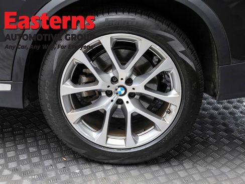 Used 2022 BMW X5 xDrive40i w/ Premium Package image 8