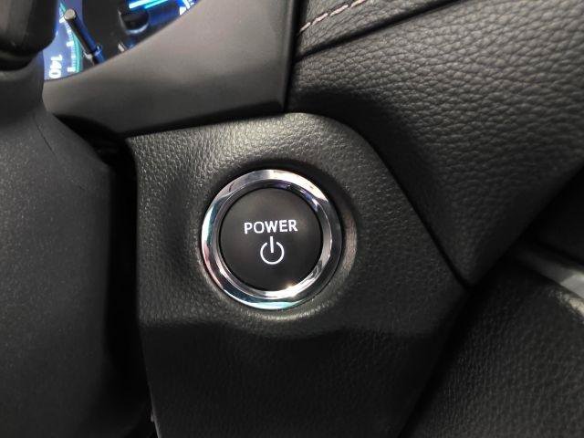Used 2025 Toyota RAV4 XLE AWD/4WD image 17