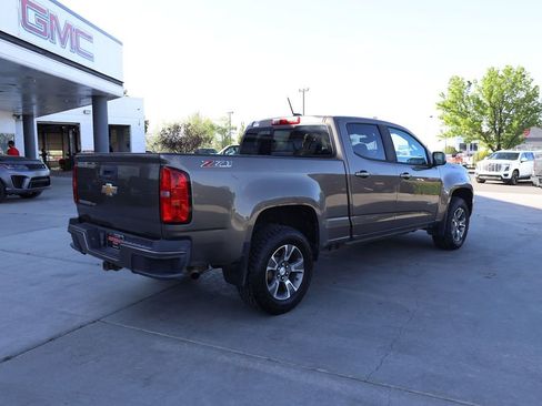 Used 2017 Chevrolet Colorado Z71 AWD/4WD image 6