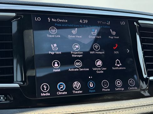 Used 2020 Chrysler Pacifica Limited FWD image 58