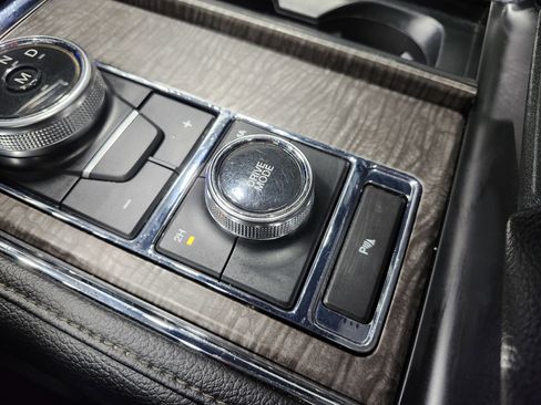 Used 2018 Ford Expedition Max Limited w/ Equipment Group 301A image 11