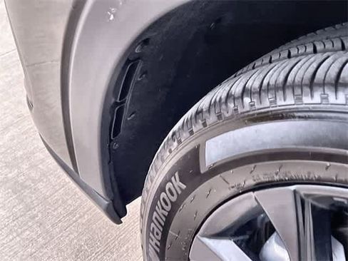 Certified 2025 Honda HR-V Sport image 23