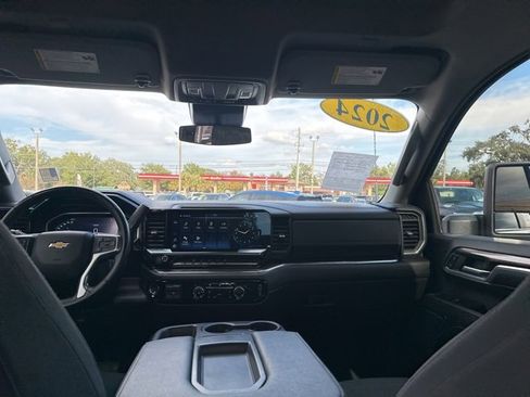 Used 2024 Chevrolet Silverado 2500 LT image 37