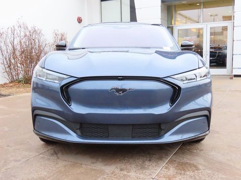 Used 2021 Ford Mustang Mach-E Premium image 2