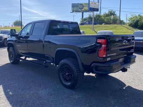 New 2026 Chevrolet Silverado 2500 ZR2 AWD/4WD image 4