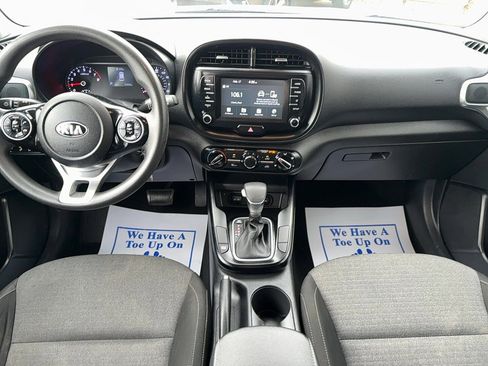 Used 2020 Kia Soul S image 13