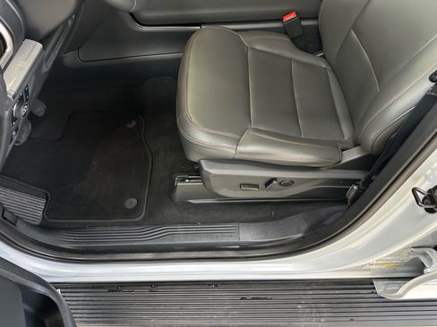 Certified 2025 Ford Expedition Active image 20