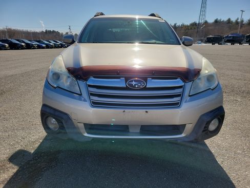 Used 2014 Subaru Outback 2.5i Limited image 2