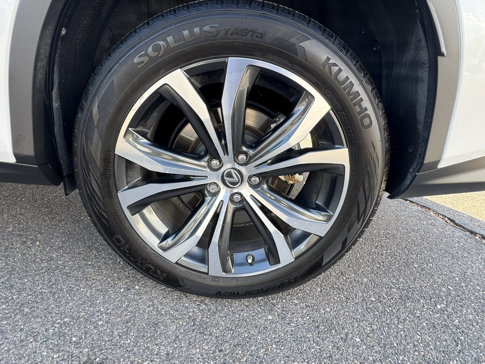Used 2020 Lexus RX 350 AWD w/ Premium Package image 18