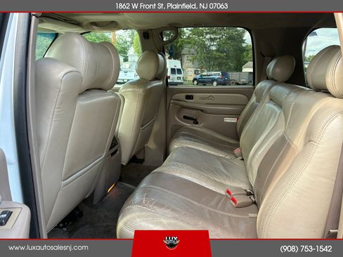 Used 2002 GMC Yukon XL Denali AWD/4WD image 17