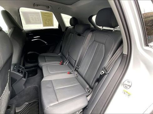 Certified 2025 Audi Q5 Premium Plus w/ Premium Plus image 26