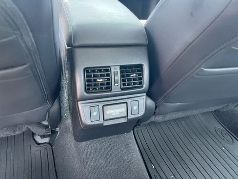 Used 2018 Subaru Legacy 2.5i Limited AWD/4WD image 8