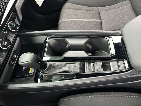 Used 2025 Honda Accord Sport image 31