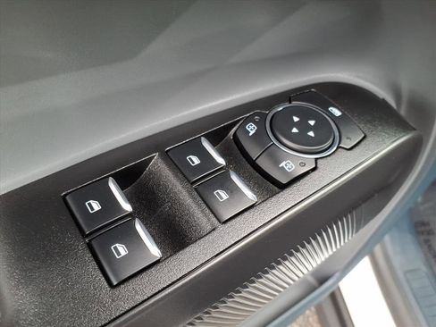 Used 2024 Ford Maverick XL image 19