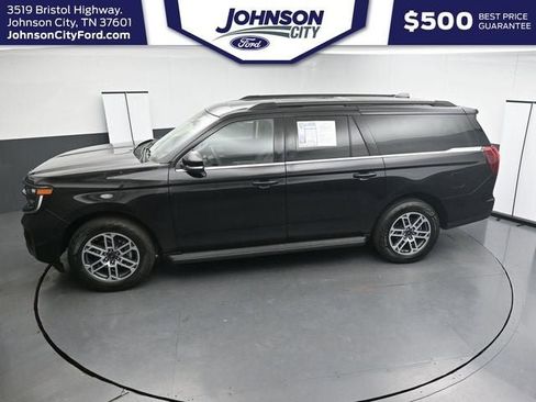 Used 2025 Ford Expedition Max Active AWD/4WD image 23