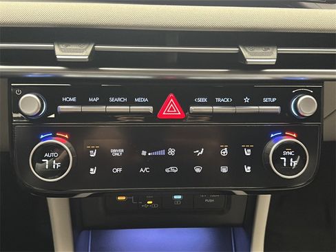 New 2026 Hyundai Tucson Limited image 28