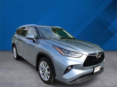 Used 2021 Toyota Highlander Limited
