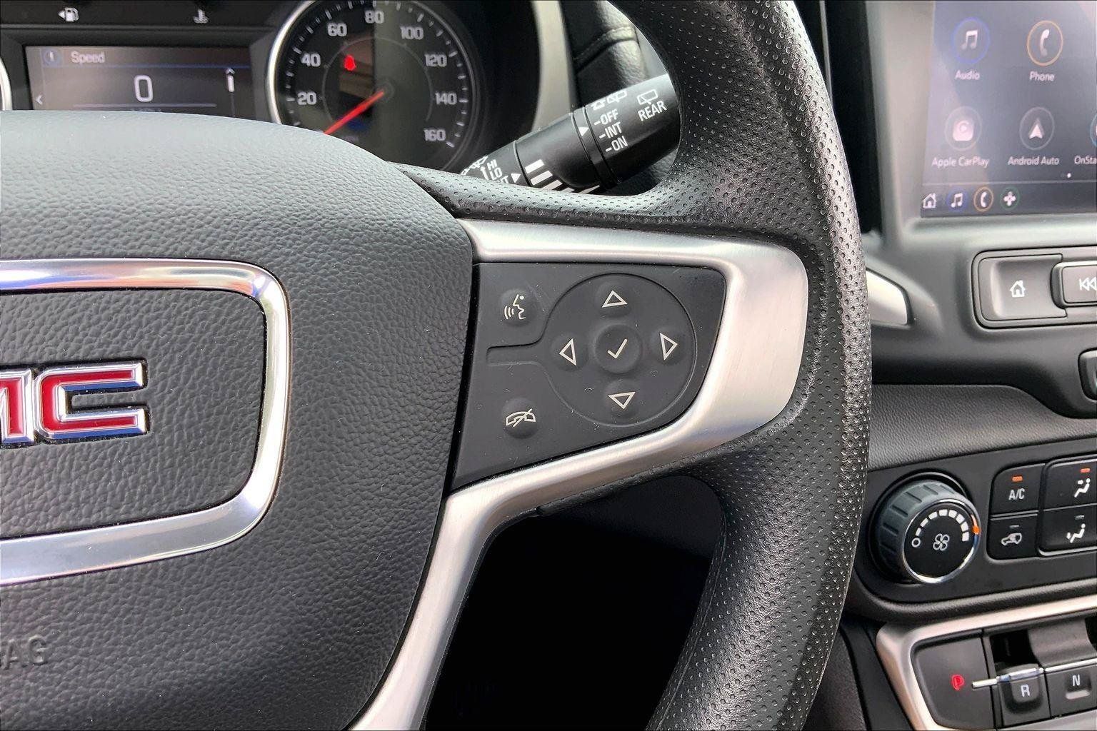 Used 2024 GMC Terrain SLE AWD/4WD image 18