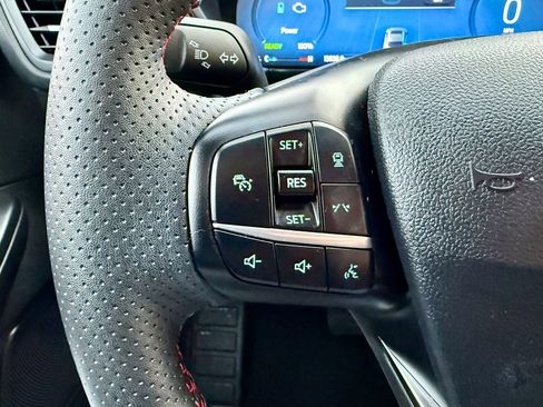 Certified 2025 Ford Escape ST-Line Elite w/ Premium Technology Package image 20